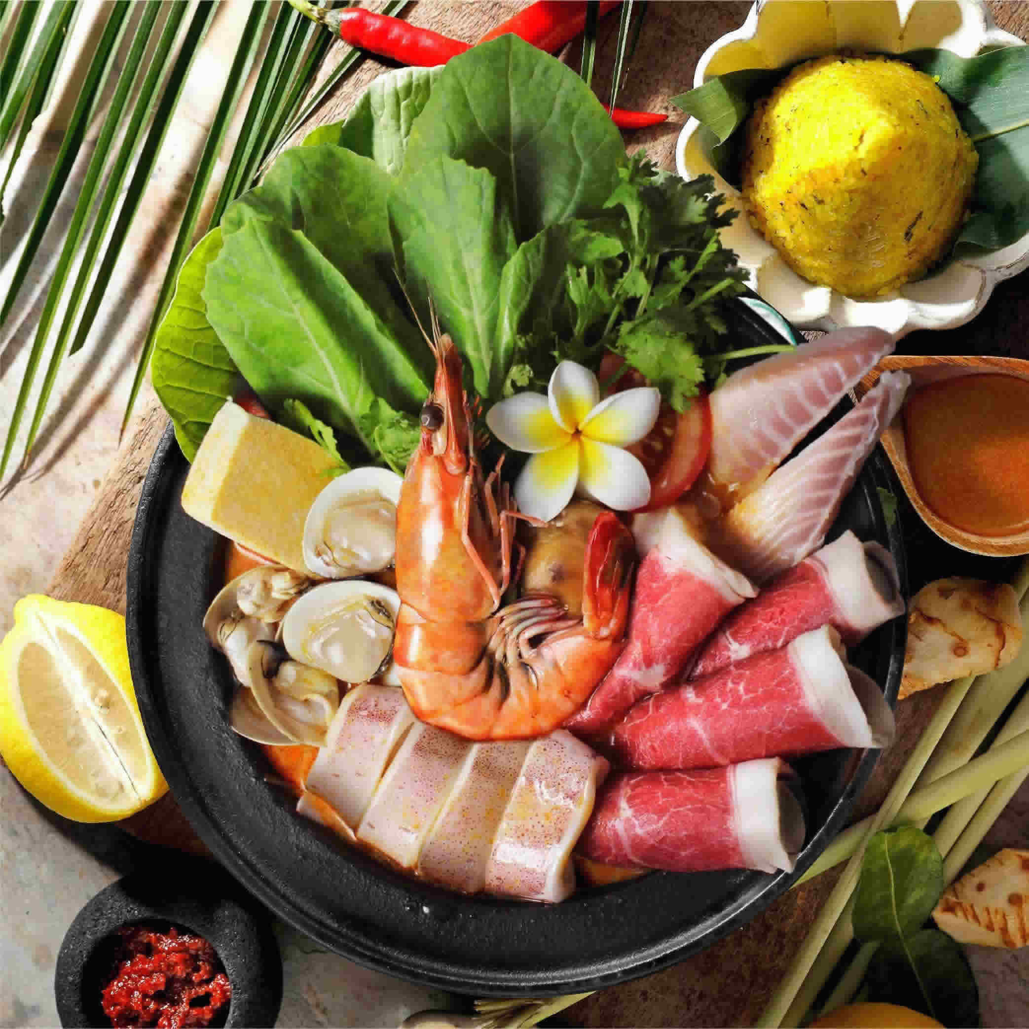 Seafood Laksa Hot Pot and Sliced Blade Steak(Spicy)